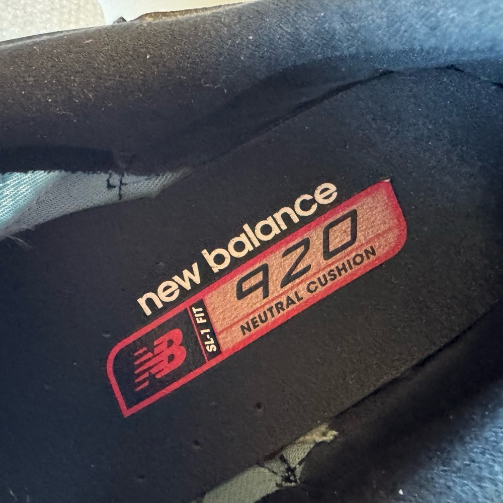 New Balance 920 Light Blue and Red Running Shoes Men’s 10.5 NICE RARE UK - Picture 8 of 9